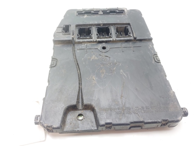 8200306434 RENAULT Caja de fusibles  en stock Gandía
