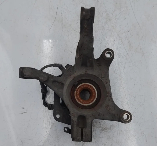 8200308650 RENAULT Buje de rueda delantero comprar Alcalá
