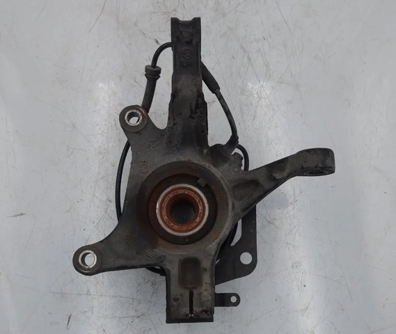 8200308650 RENAULT Cubo de rueda delantero  comprar en Jaén