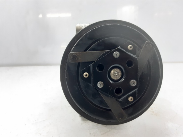 8200309193 NISSAN Compresor de aire acondicionado  en stock Gandía