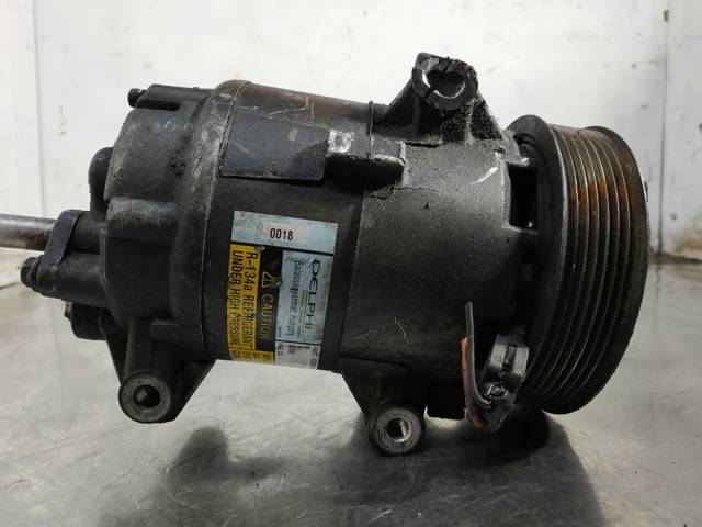 Compresor de aire acondicionado Renault Scenic 2 JM0, JM1