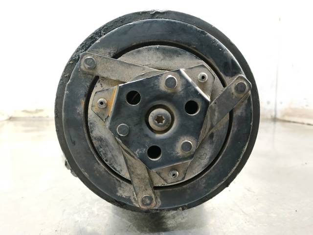 Compresor de aire acondicionado Renault Scenic 2 JM0, JM1