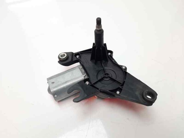RENAULT 8200311486 Motor del limpiaparabrisas trasero  disponible España