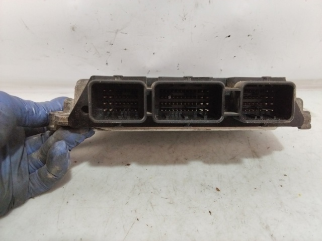 8200311550 RENAULT Unidad de control del motor (ECU)  comprar en Lleida
