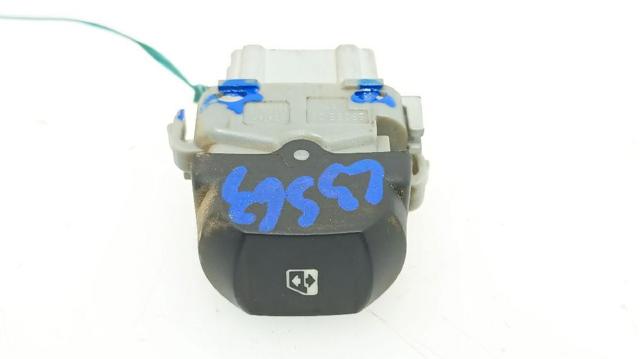 8200315013 Botón de elevalunas delantero derecho  en stock Sabadell