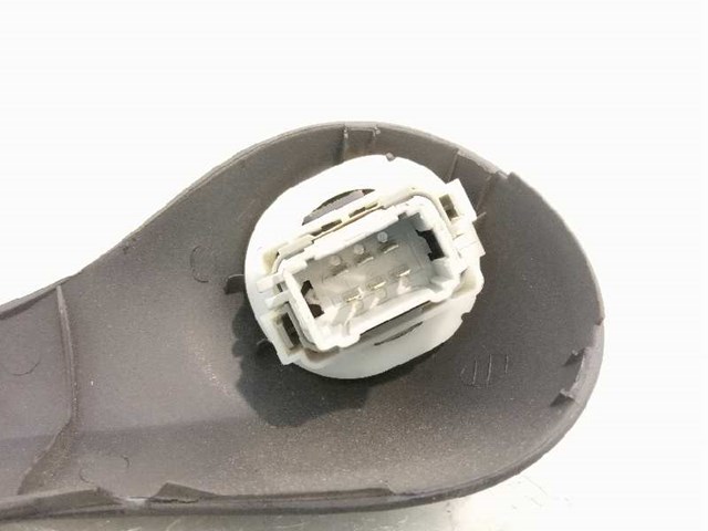 8200315013 RENAULT Botón de elevalunas delantero derecho  en stock Gandía