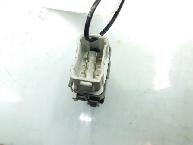 8200315024 RENAULT Botón de encendido del motor del elevalunas trasero  en stock Córdoba