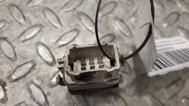 8200315024 Botón de encendido del motor del elevalunas trasero  en stock Granada