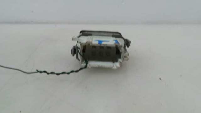 8200315029 RENAULT Botón de encendido del motor del elevalunas trasero  comprar en Oviedo