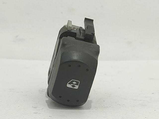 8200315029 Botón de encendido del motor del elevalunas trasero  comprar en Zaragoza
