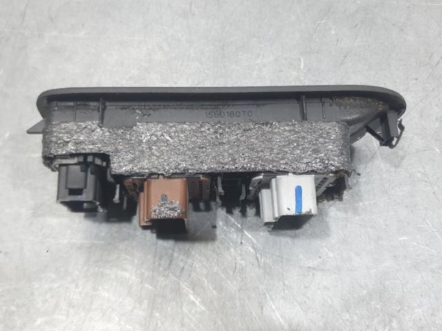 8200315033 Unidad de control de elevalunas delantera izquierda  disponible Málaga