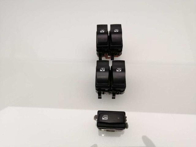 8200315033 Unidad de control de elevalunas delantera izquierda  comprar en Reus