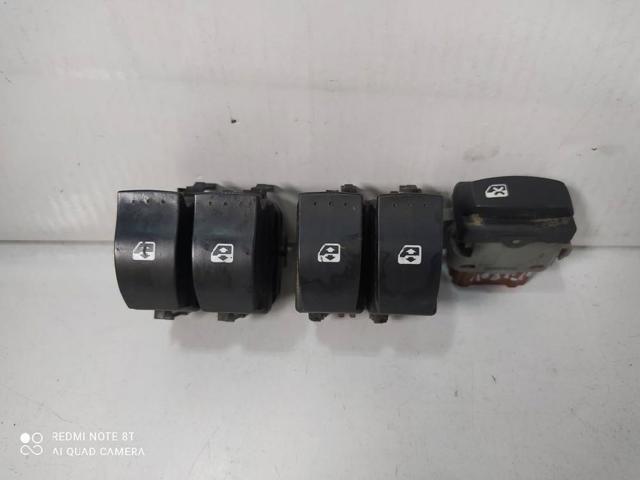 8200315033 Unidad de control de elevalunas delantera izquierda  disponible Málaga