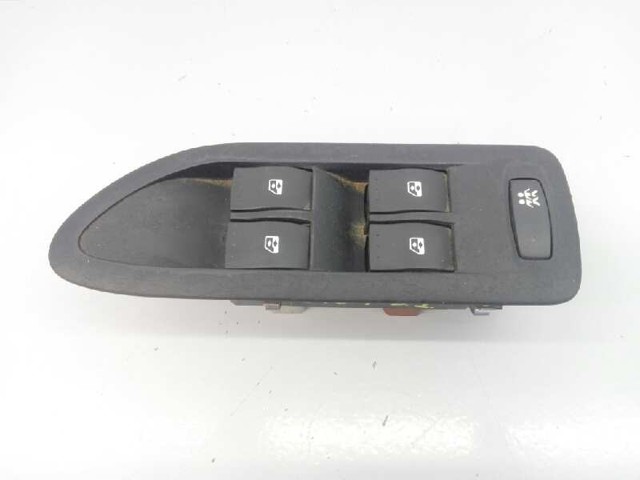 8200315042 Unidad de control de elevalunas delantera izquierda  comprar en Reus