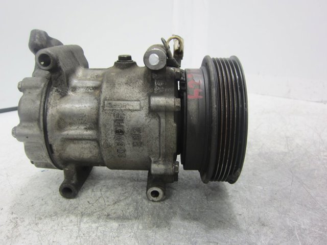 NISSAN 8200315744 Compresor de aire acondicionado  en stock Valencia