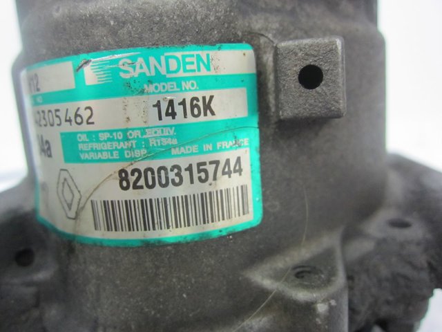 8200315744 Compresor de aire acondicionado  disponible Málaga