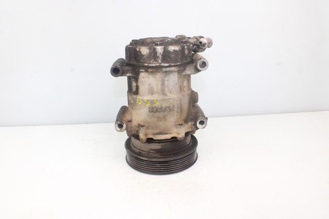 RENAULT 8200315744 Compresor de aire acondicionado  comprar en Albacete