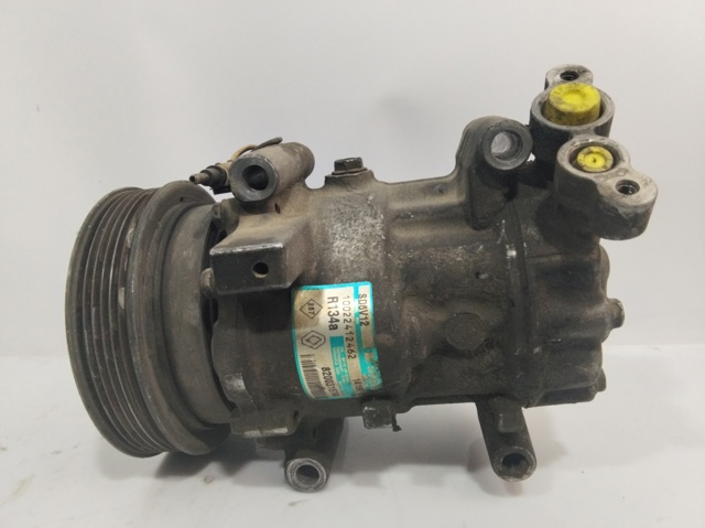 RENAULT 8200315744 Compresor de aire acondicionado  en stock Salamanca