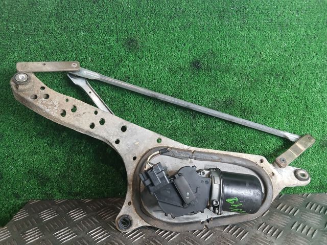 RENAULT 8200317212 Motor limpiaparabrisas  en stock Terrassa