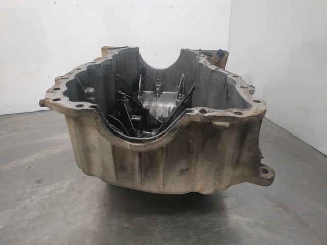 Cárter de aceite del motor 8200318813 RENAULT