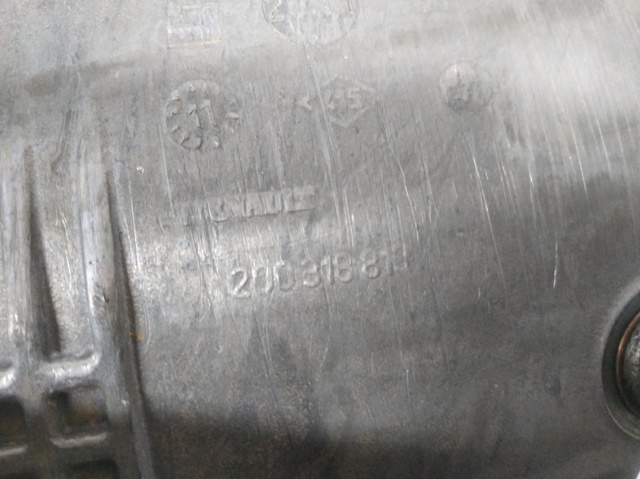 8200318813 RENAULT Cárter de aceite  comprar en Jaén