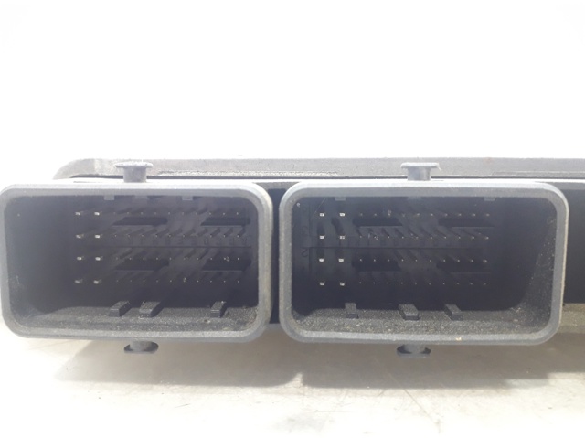 8200321263 RENAULT ECU  en stock Gandía
