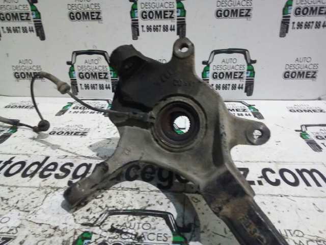 8200322078 Mangueta delantera derecha  en stock Sabadell