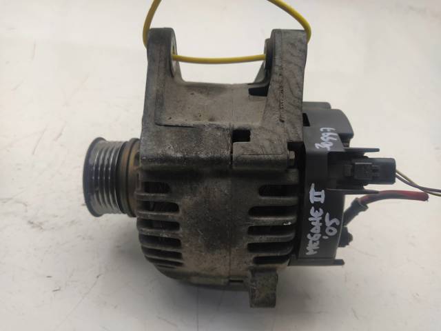 Dynamo 8200323126 RENAULT