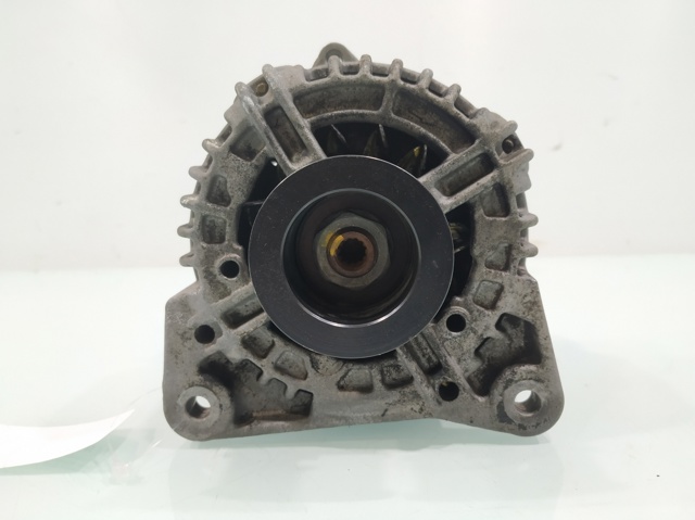 8200323137 RENAULT Alternador  en stock Gandía