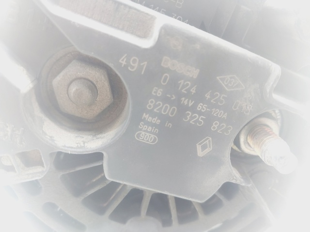 8200325823 RENAULT Alternador  en stock Córdoba