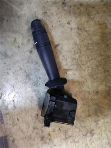 8200328896 RENAULT Conmutador izquierdo de la columna de dirección  en stock Huelva