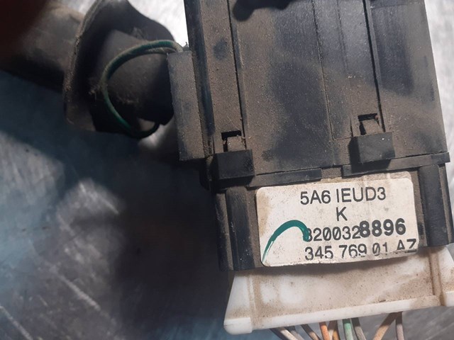 8200328896 RENAULT Conmutador izquierdo de la columna de dirección  en stock Huelva