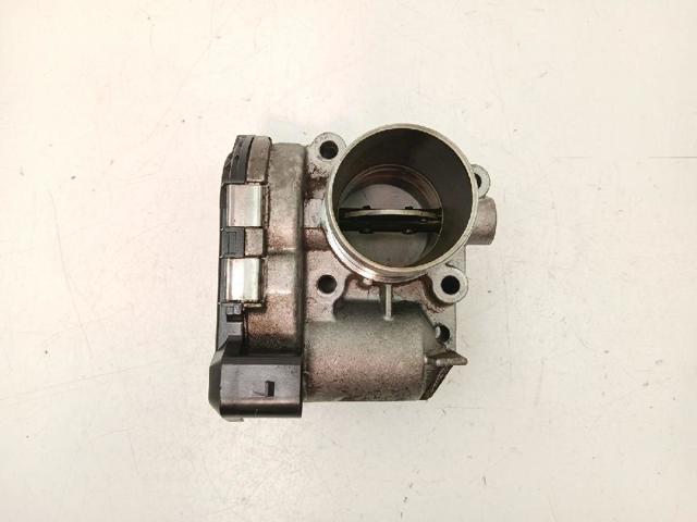 8200330810 Cuerpo de aceleración completo  disponible Málaga