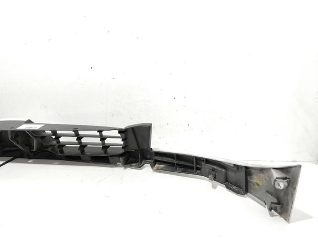 8200331208 RENAULT Parrilla  en stock Gandía