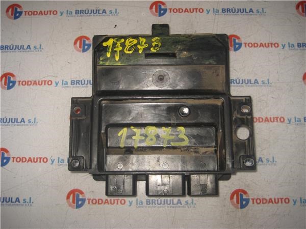 8200331477 RENAULT ECU  en stock Huelva