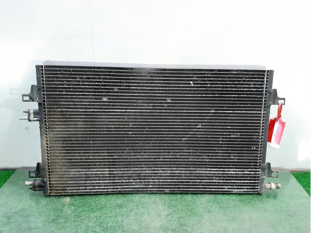 Condensador / radiador  aire acondicionado para renault laguna ii 1.9 dci (bg05) f9q664 8200332852B