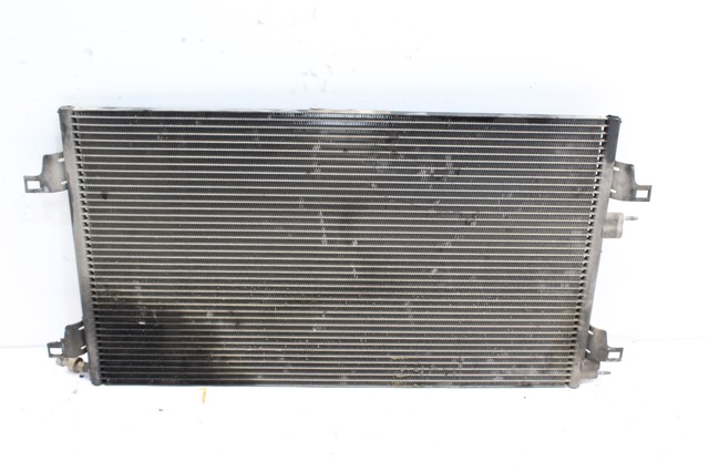 8200332852 Condensador aire acondicionado  en stock Castellón