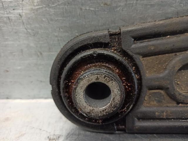 RENAULT 8200338385 Soporte de motor trasero  en stock Salamanca