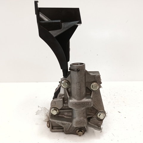 8200345633 RENAULT Bomba De Aceite comprar Madrid