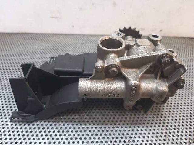 8200345633 RENAULT Bomba de aceite  comprar en Jaén