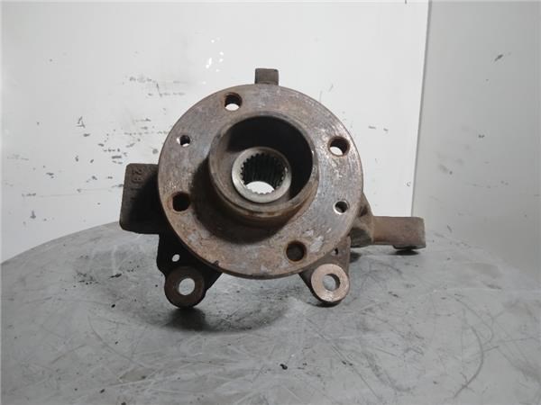 8200345945 RENAULT Mangueta delantera derecha  en stock Córdoba