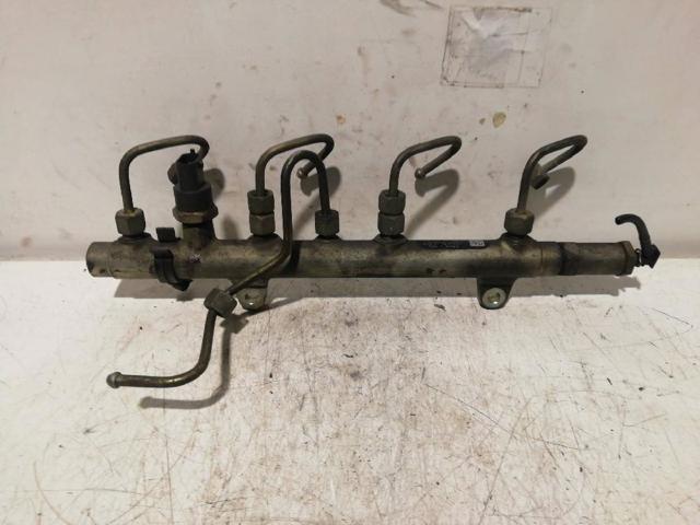 8200347176 Rampa de combustible  disponible Utrera
