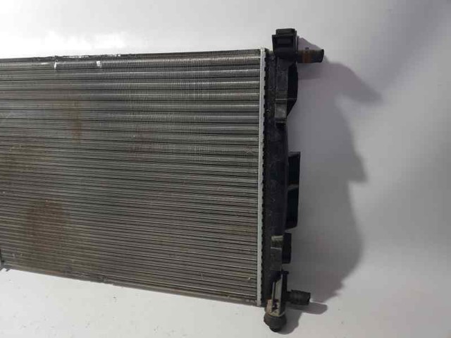8200357536 RENAULT Radiador de refrigeración del motor  disponible Vigo