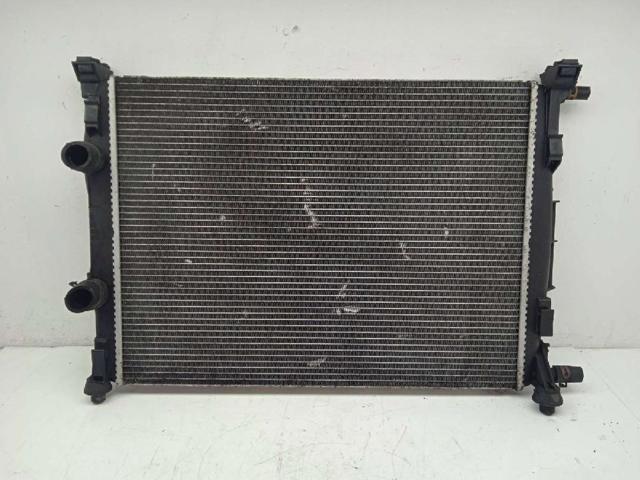 8200357536A Radiador  en stock Sabadell
