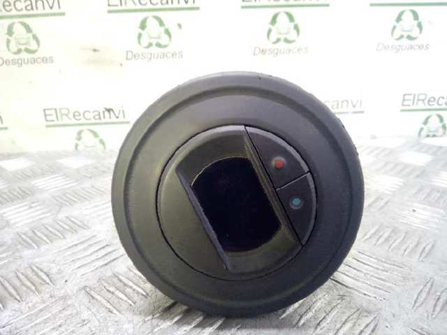 RENAULT 8200367334 Unidad de control aire acondicionado  en stock Salamanca