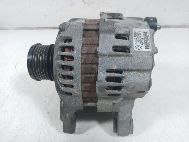 RENAULT 8200373636 Alternador  disponible Lugo