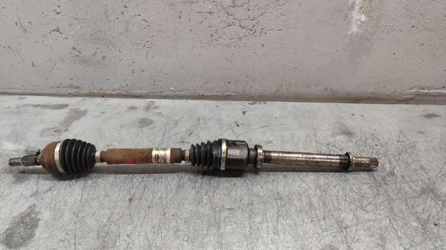 8200375538 Semieje delantero derecho  disponible Málaga