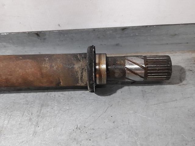 8200379235 Semieje delantero derecho  disponible Málaga