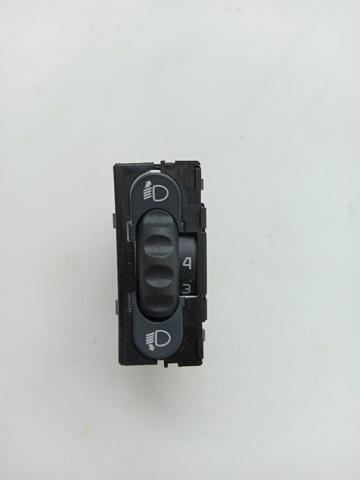 8200379685 Botón del regulador de altura de faros  en stock Castellón