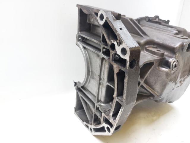 8200381856 Cárter de aceite del motor  disponible Utrera